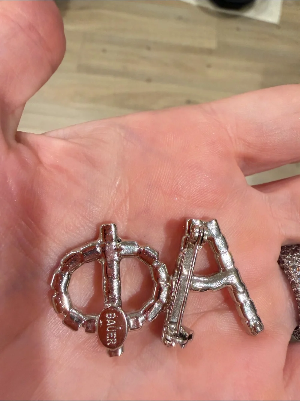 Dorothy Bauer Alpha Phi ΑΦ sorority Sparkling Rhinestone brooch! Great! - Picture 2 of 3